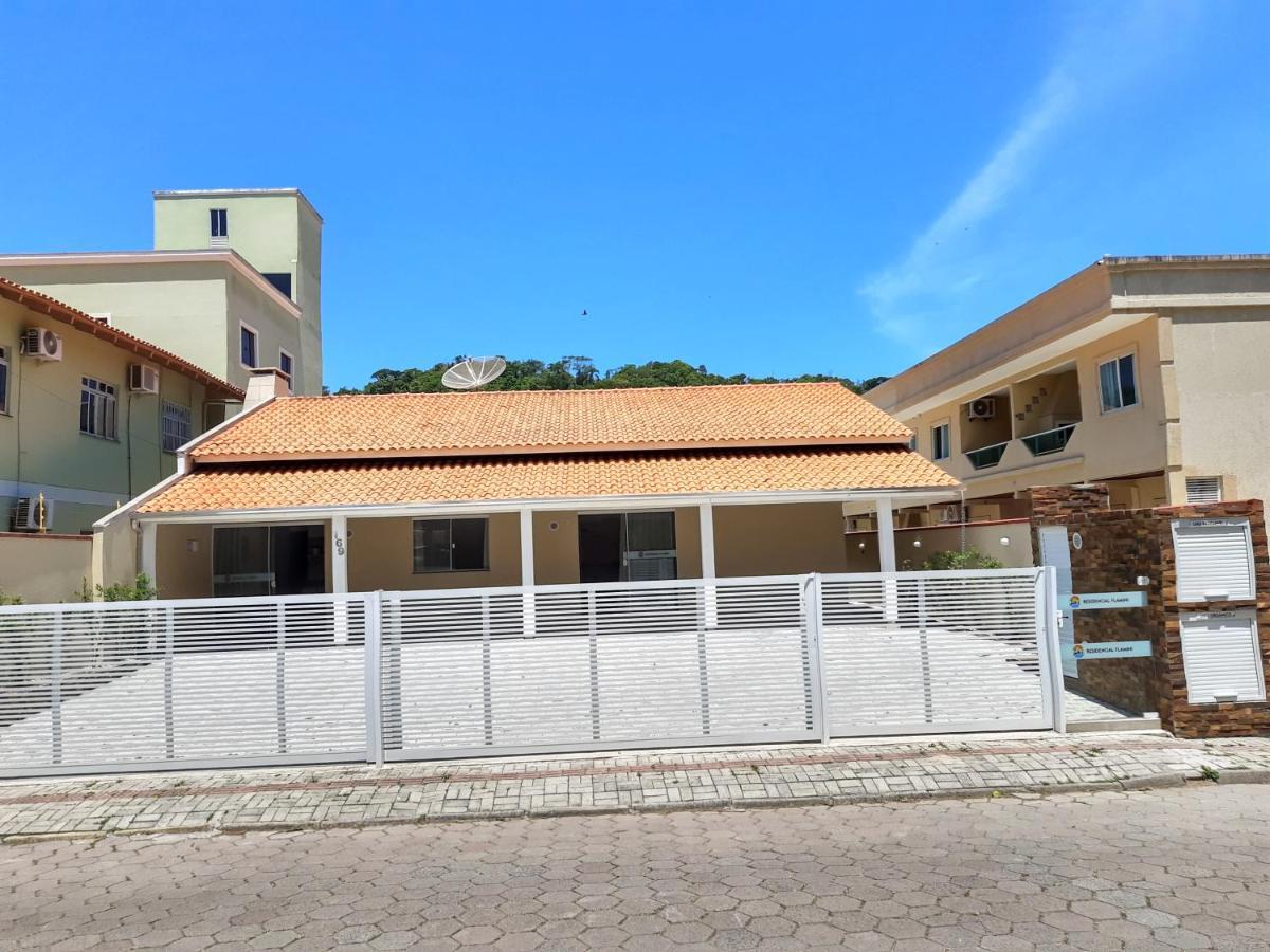 Apartmán Residencial Flamini Bombinhas Exteriér fotografie